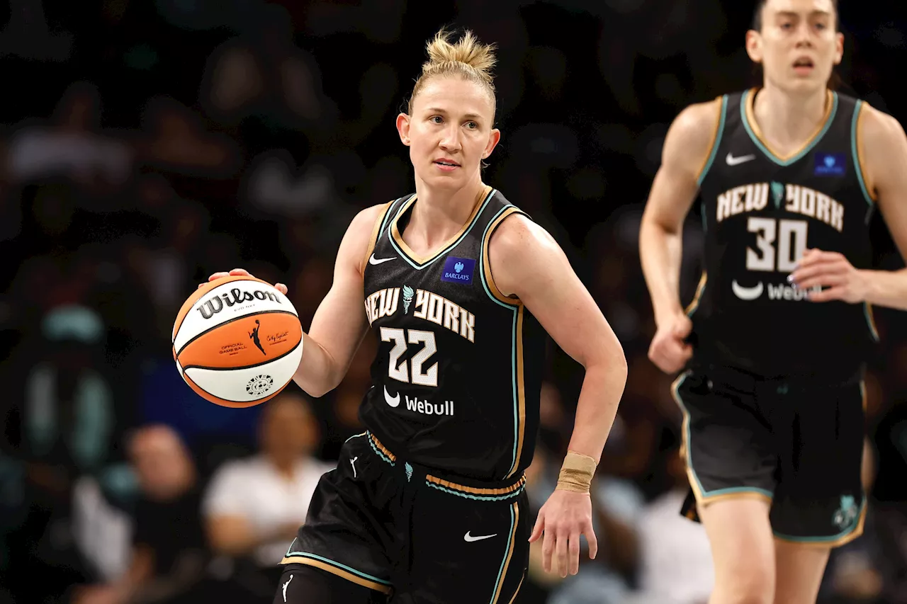 Courtney Vandersloot returning to Sky after two seasons with Liberty