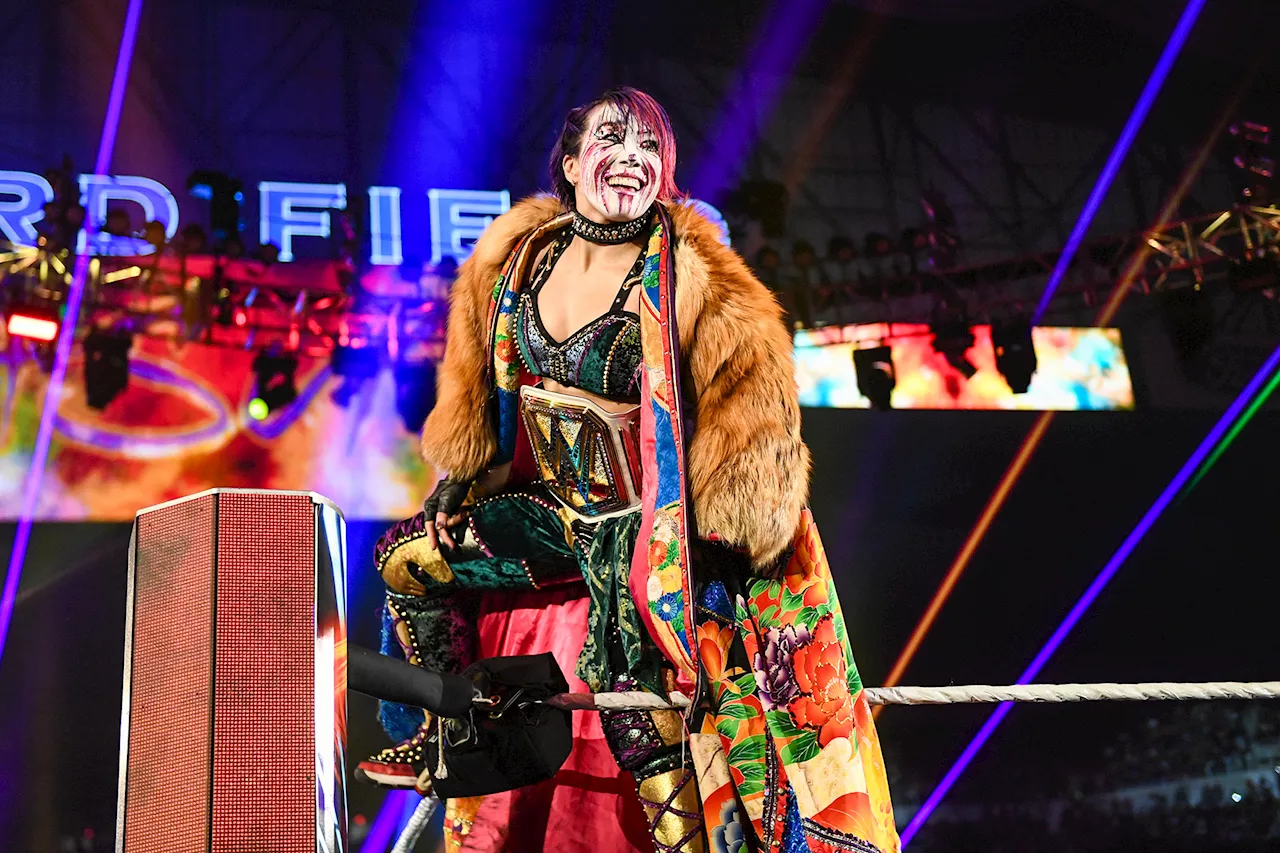 WWE star Asuka 'feeling in danger' while warning fans about 'romantic' advances