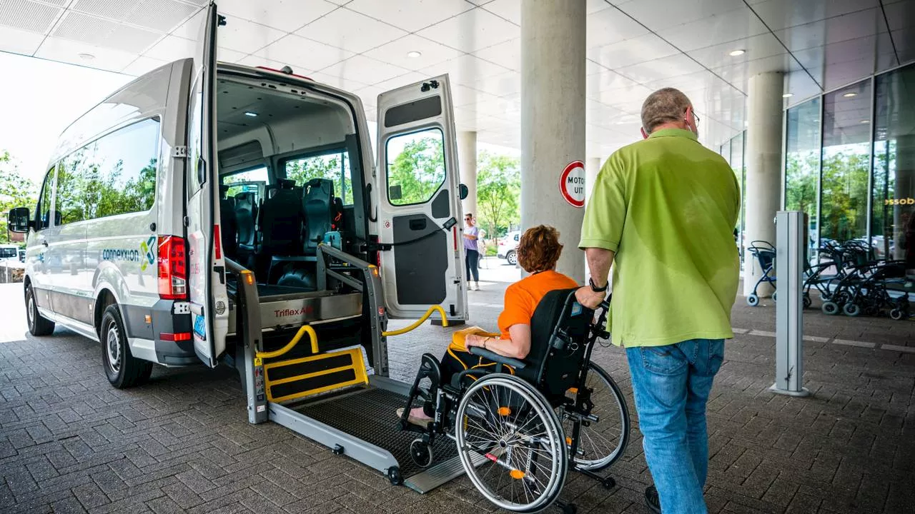 Taxibedrijven vrezen voor faillissementen door lage tarieven ziekenvervoer