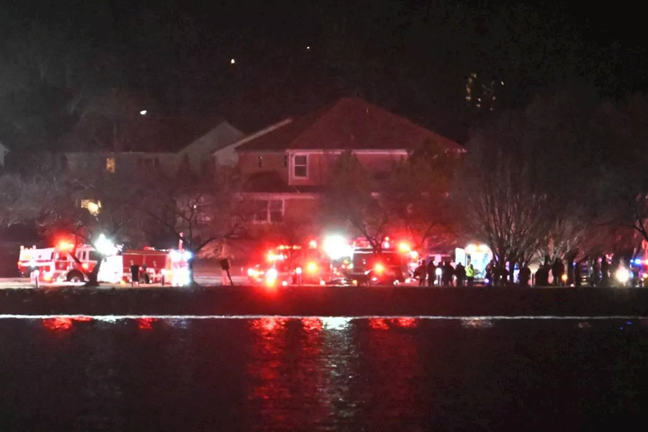 Plane Crashes into Potomac River After Mid-Air Collision with Helicopter