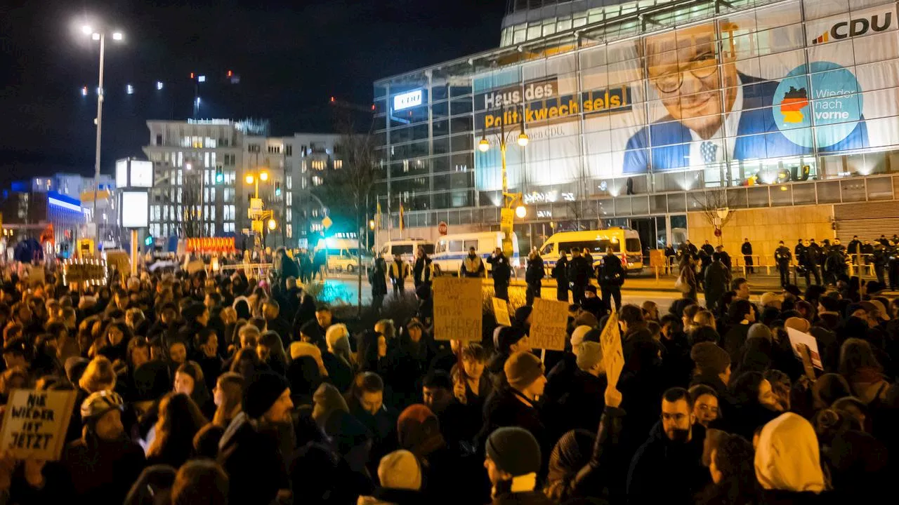 Protestbewegung gegen CDU-Umdrehen in den Bundestagsabgeordneten