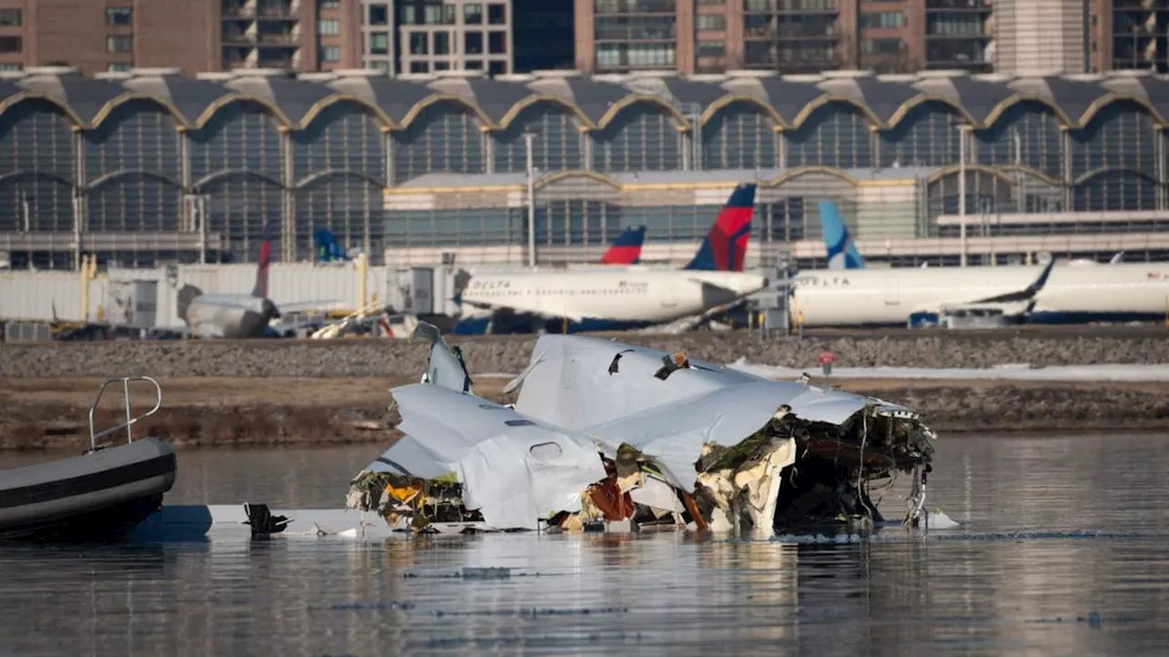 One Air Traffic Controller on Duty During Fatal Mid-Air Collision Near Washington, DC