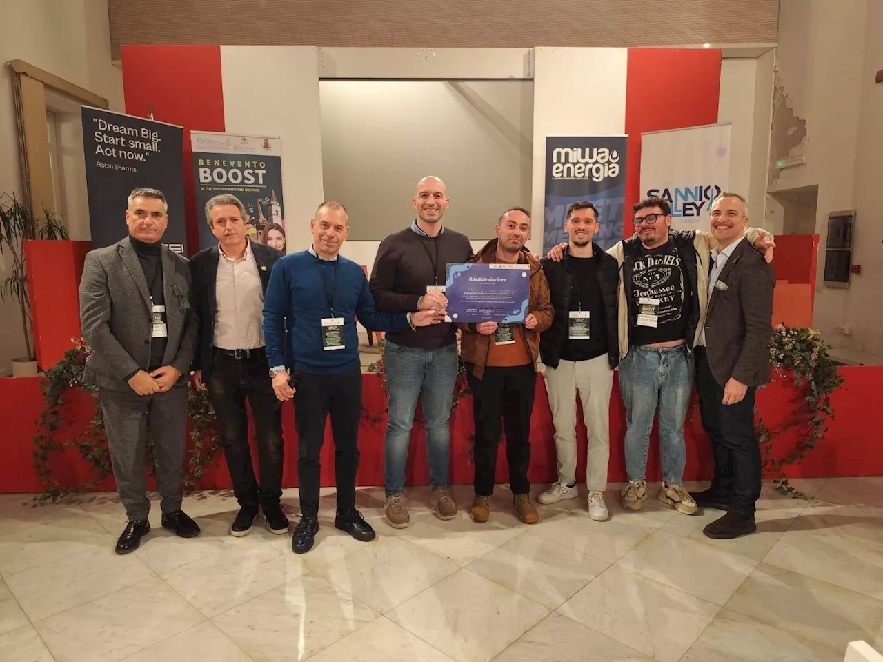 MiWa Energia premia il Team D.D.D. per il progetto 'EnergyTogether' all'Hackathon MiWa