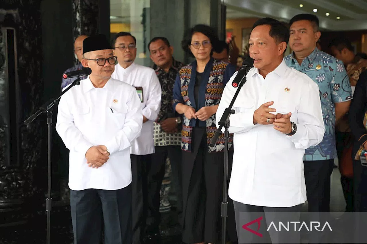 Mendikdasmen dan Mendagri Sulitkan Penerimaan Siswa Baru