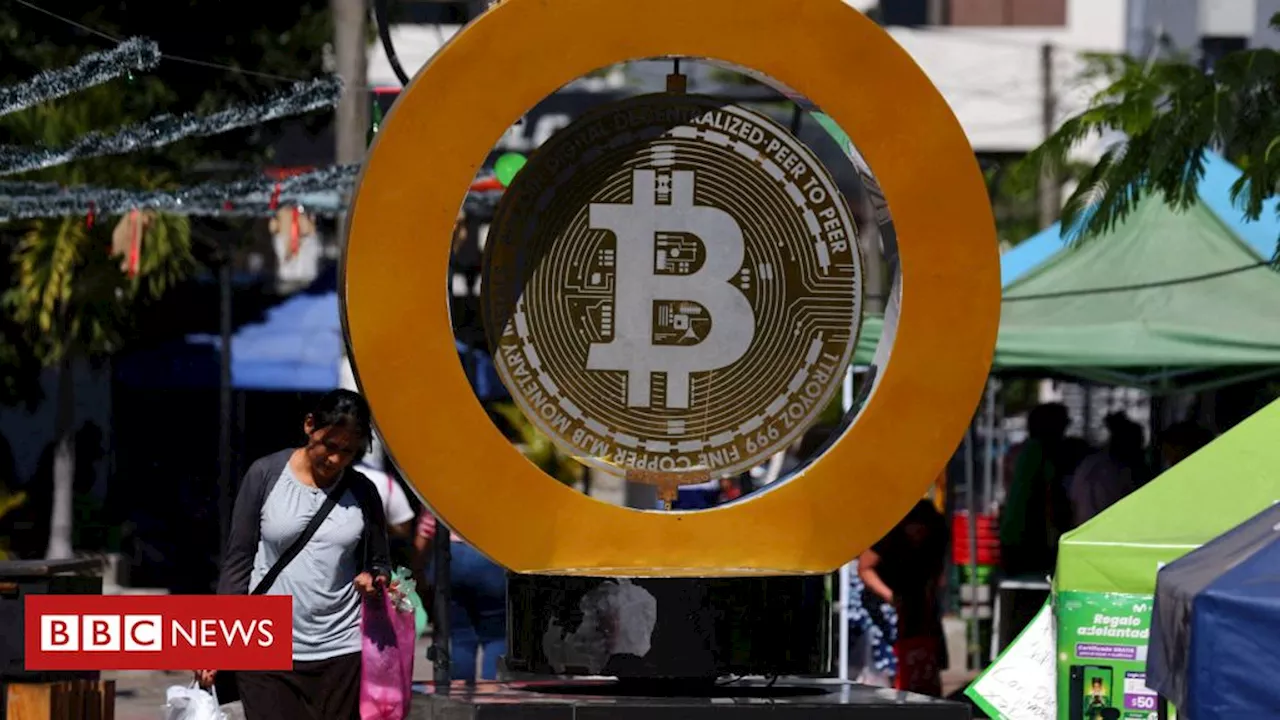 El Salvador abandona o Bitcoin como moeda legal