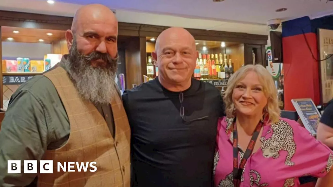 Ross Kemp Joins Pub Games for Rate Your Pint Competition