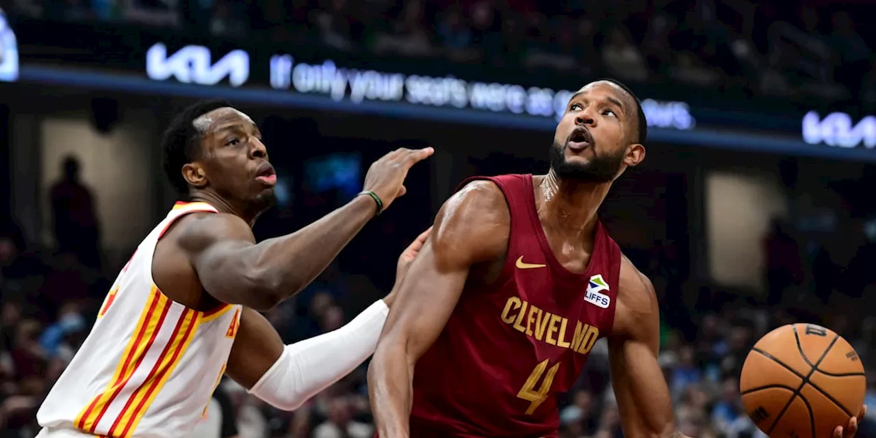 Cavaliers rout Hawks, extend winning streak to four