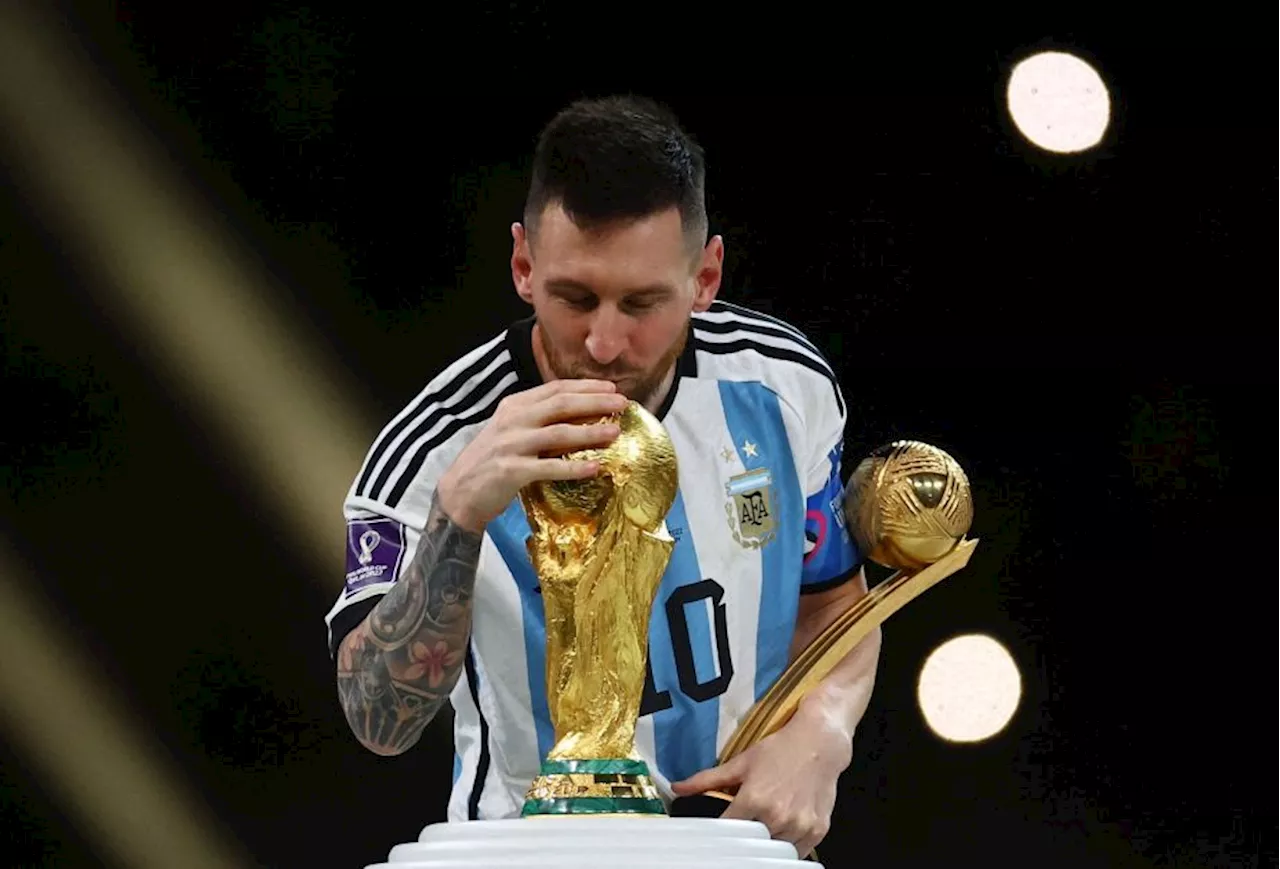 Messi sonha com Copa do Mundo de 2026, mas Scaloni prefere esperar