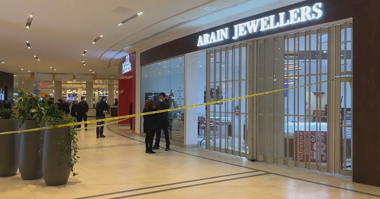 Halton Police Investigate Jewelry Store Robbery at Burlington Centre Mall