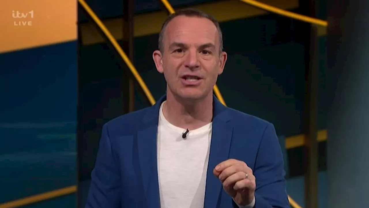 Martin Lewis issues urgent warning against common payment option at online checkouts