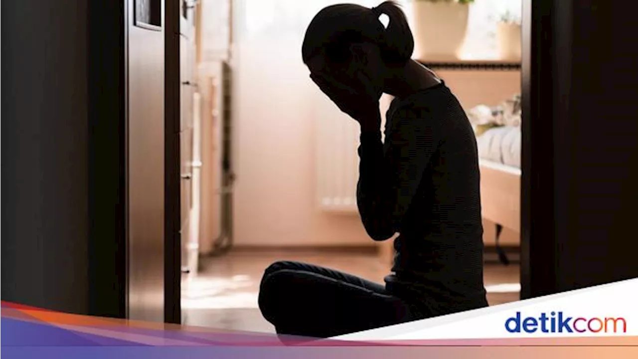 Mengapa Orang Cenderung Menutup Diri Saat Ada Masalah? Ini Kata Sains