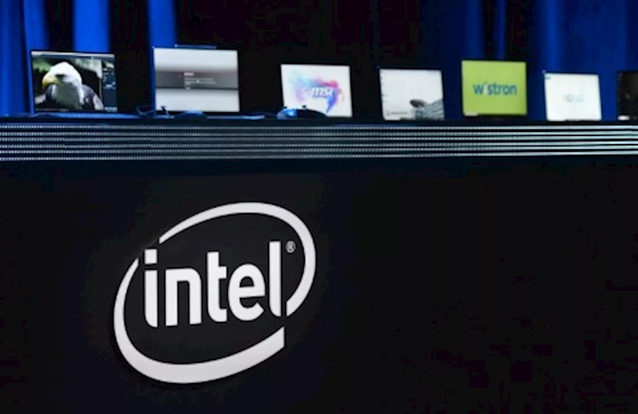 Intel Reports Q4 Loss, but Revenue Beats Expectations Amid AI Struggles