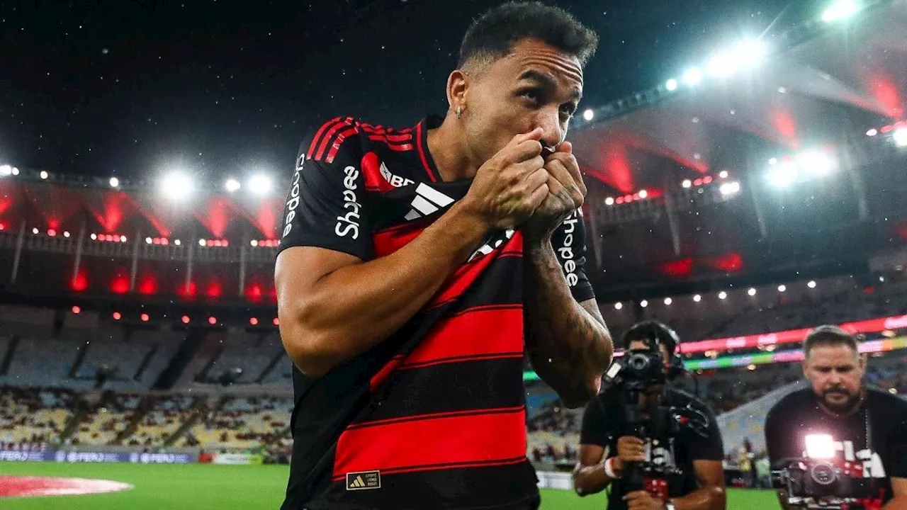 Danilo aparece no BID e pode fazer estreia pelo Flamengo na Supercopa