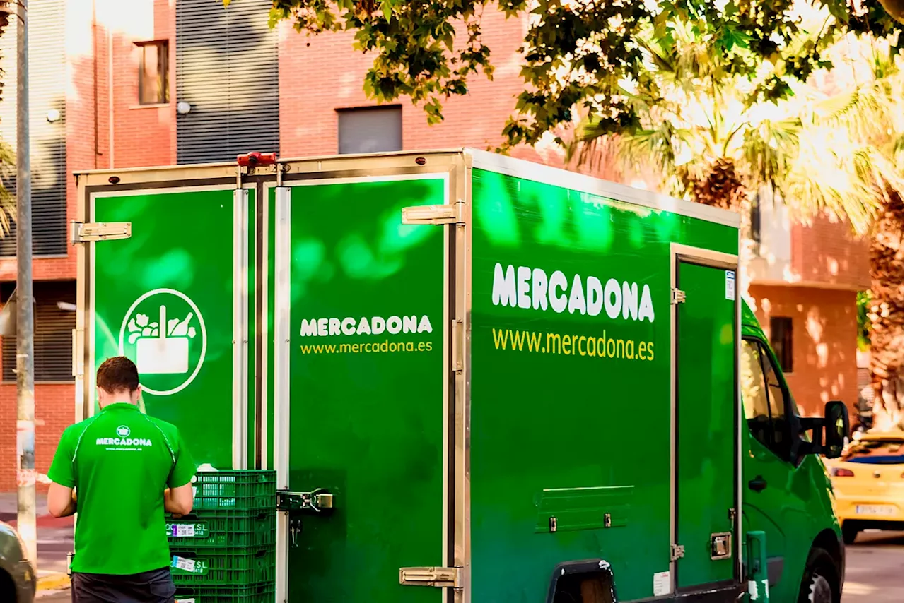 Mercadona sube un 14% la tarifa de su compra online