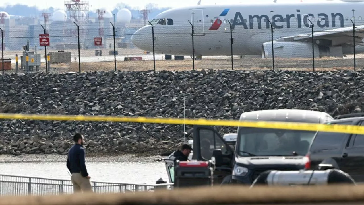 Reagan National Airport Crash: Air Traffic Control Staffing and Training Under Scrutiny