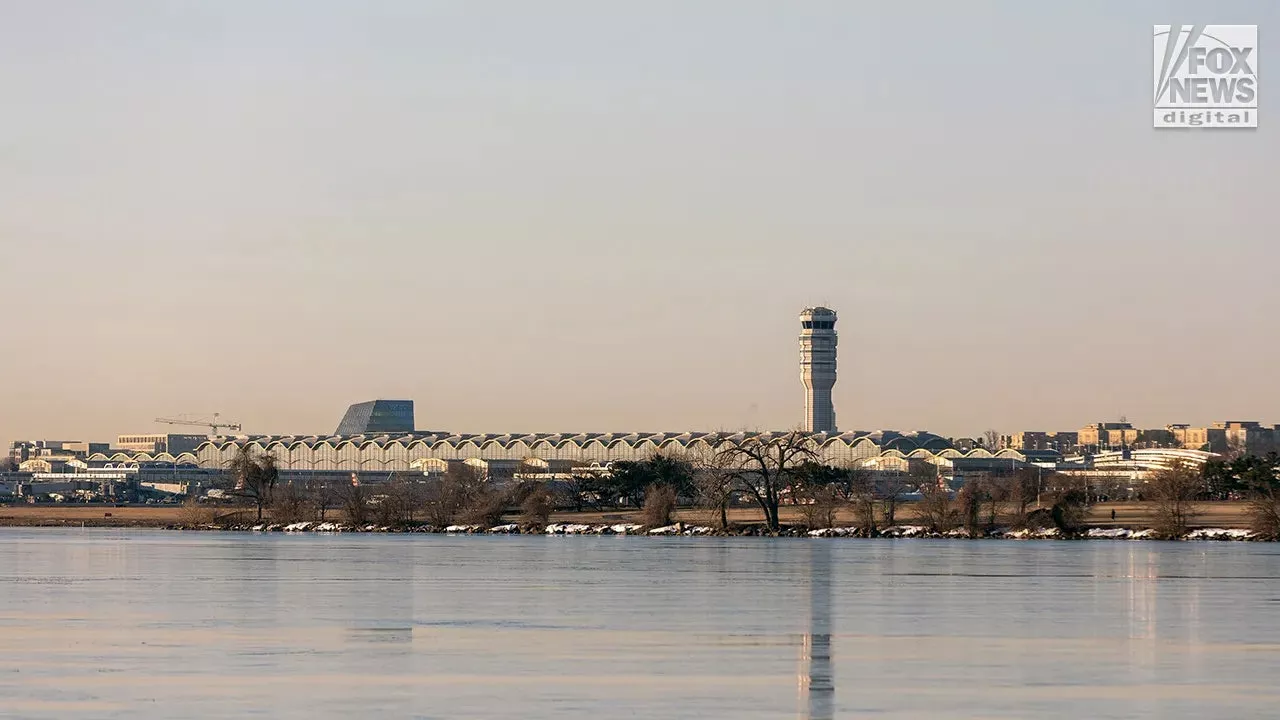 Helicopter Flights Forced Landing Aborts at Reagan Airport Before Deadly Collision