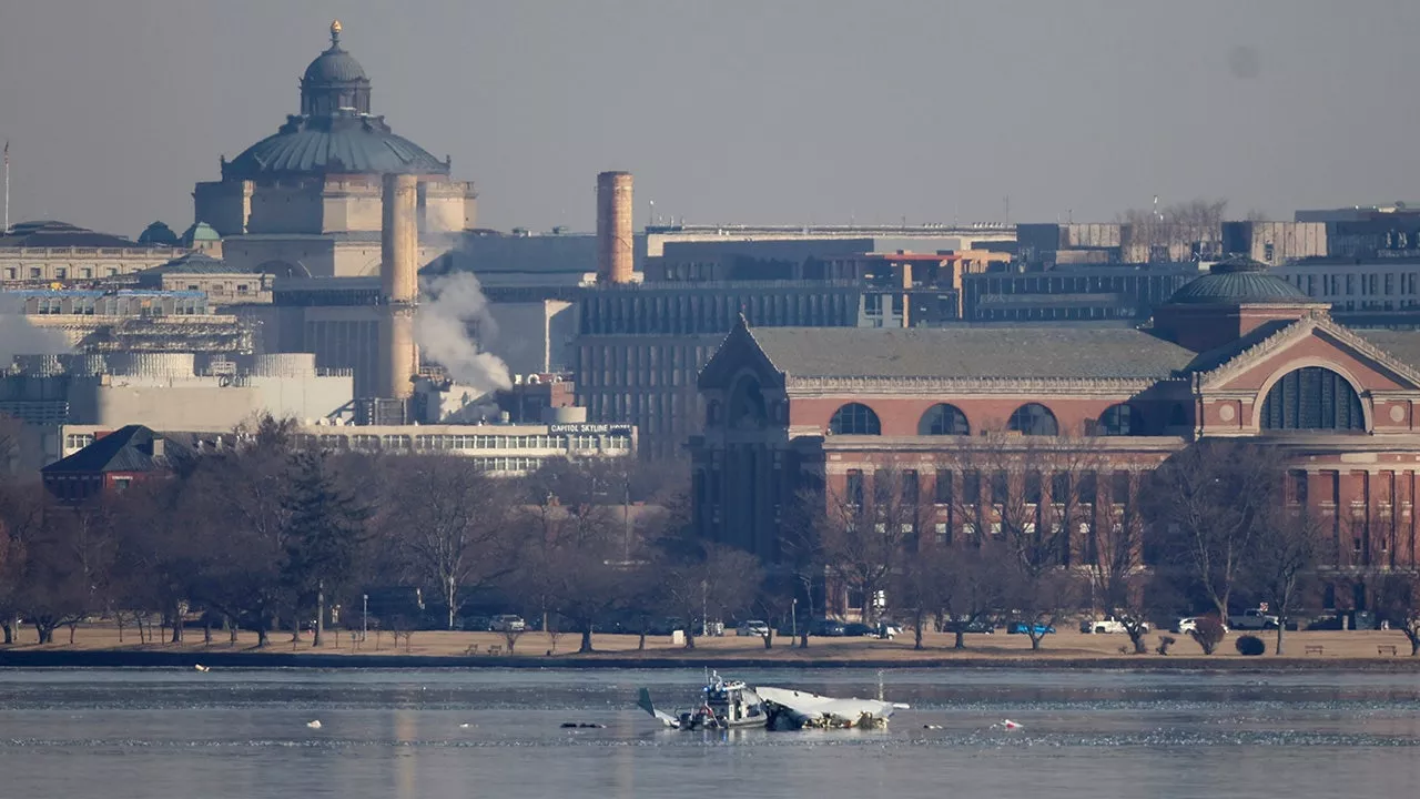 American Airlines Flight Collides with Army Helicopter Near Washington, D.C.