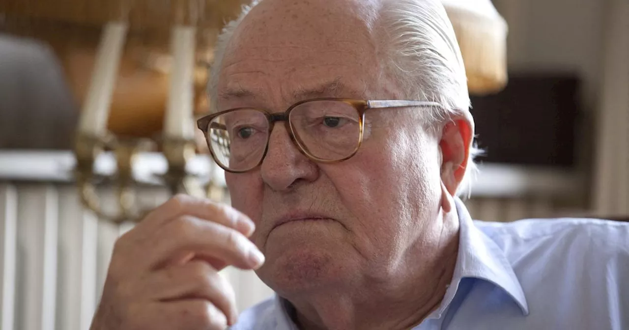 La Tombe de Jean-Marie Le Pen Profannée à La Trinité-sur-Mer