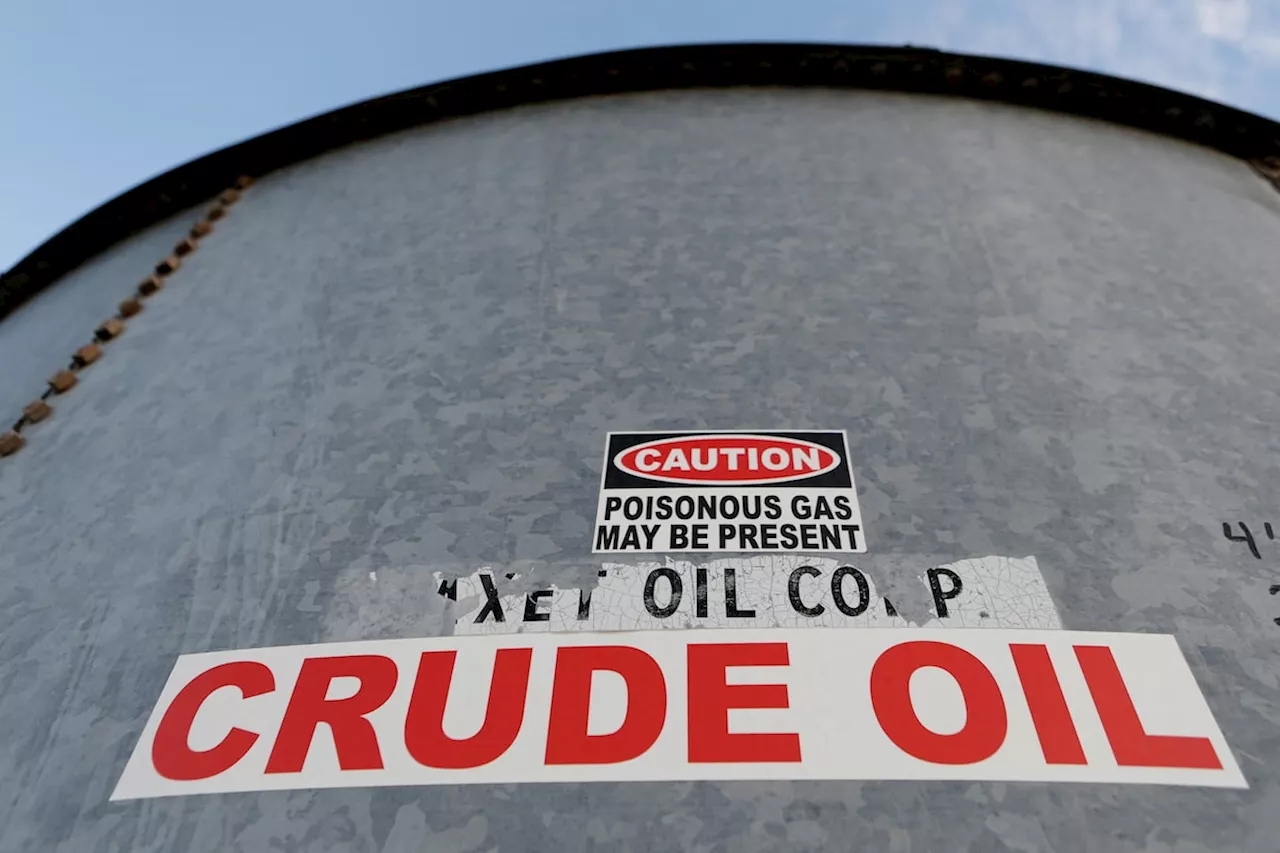 Oil Prices Rise on Potential US Tariffs on Mexico and Canada