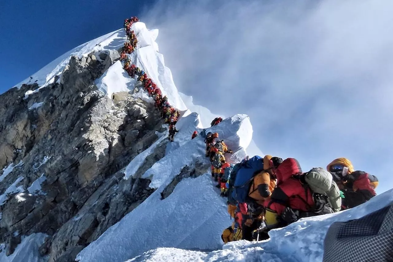 The Fascinating History of Everest Climbing: From Obscure Pursuits to a Thriving Industry