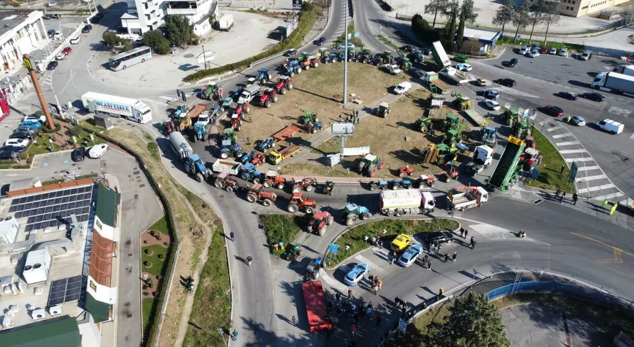 Riprendono le proteste degli agricoltori con i trattori in Tuscia