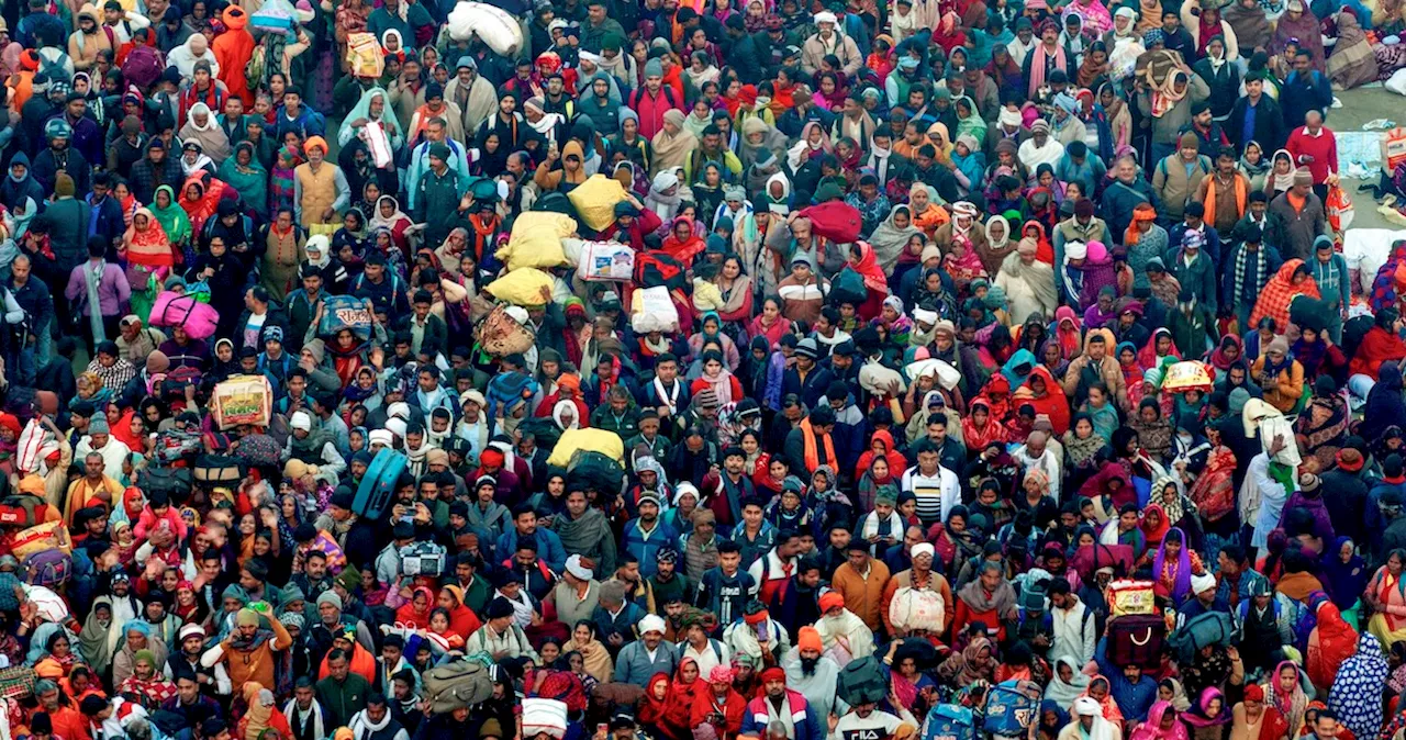 Tragedia al Kumbh Mela: 30 morti schiacciati dalla calca a Prayagraj