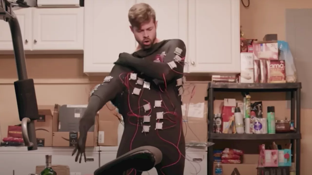 Man Turns Himself into a Human Battery Using Body Heat