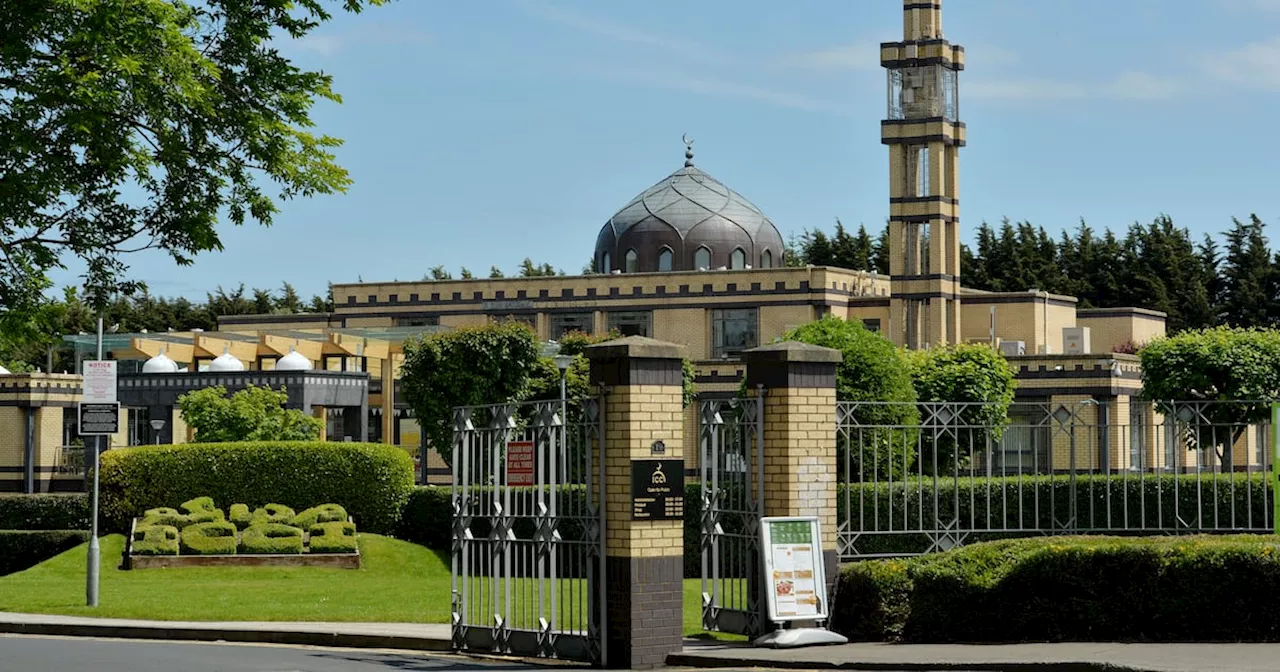 Father's Claim of Discrimination at Mosque During Eid-al-Fitr Rejected by Irish Workplace Tribunal