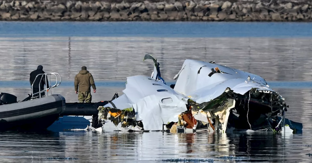 Trump Blames 'Horriblе' DEI Policies for Deadly Air Crash Near Washington DC