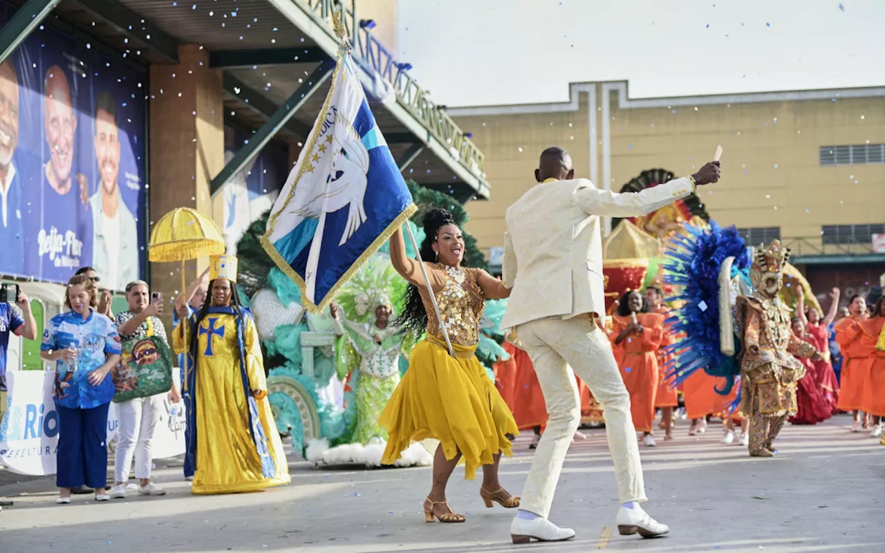 Porta-Bandeira experiente reforça Tradição para brilho na Série Ouro