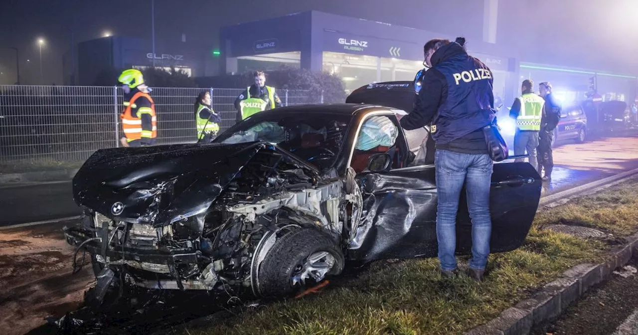 Flucht auf der Autobahn: BMW-Fahrer rast mit 250 km/h und verursacht Unfall mit fünf Verletzten