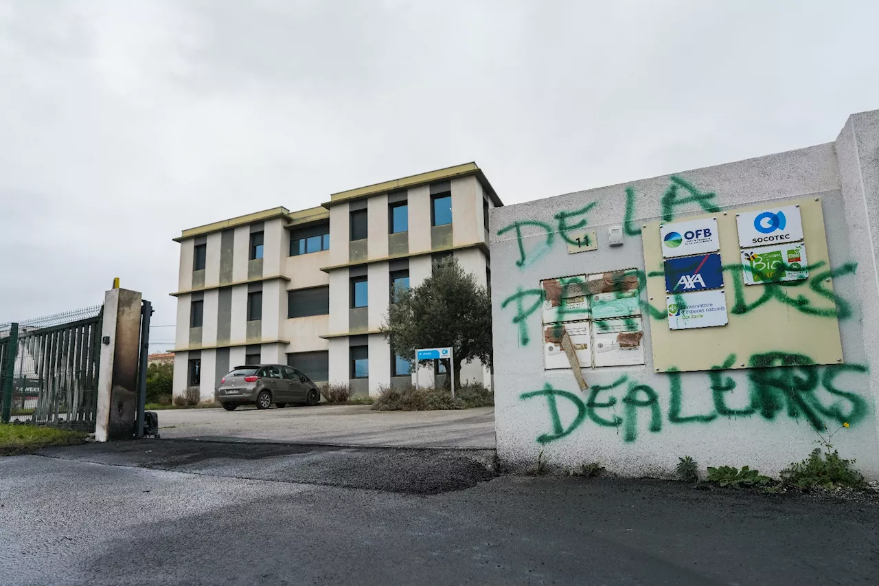 Agents de l'OFB en gr\u00e8ve contre les agressions et la baisse du budget