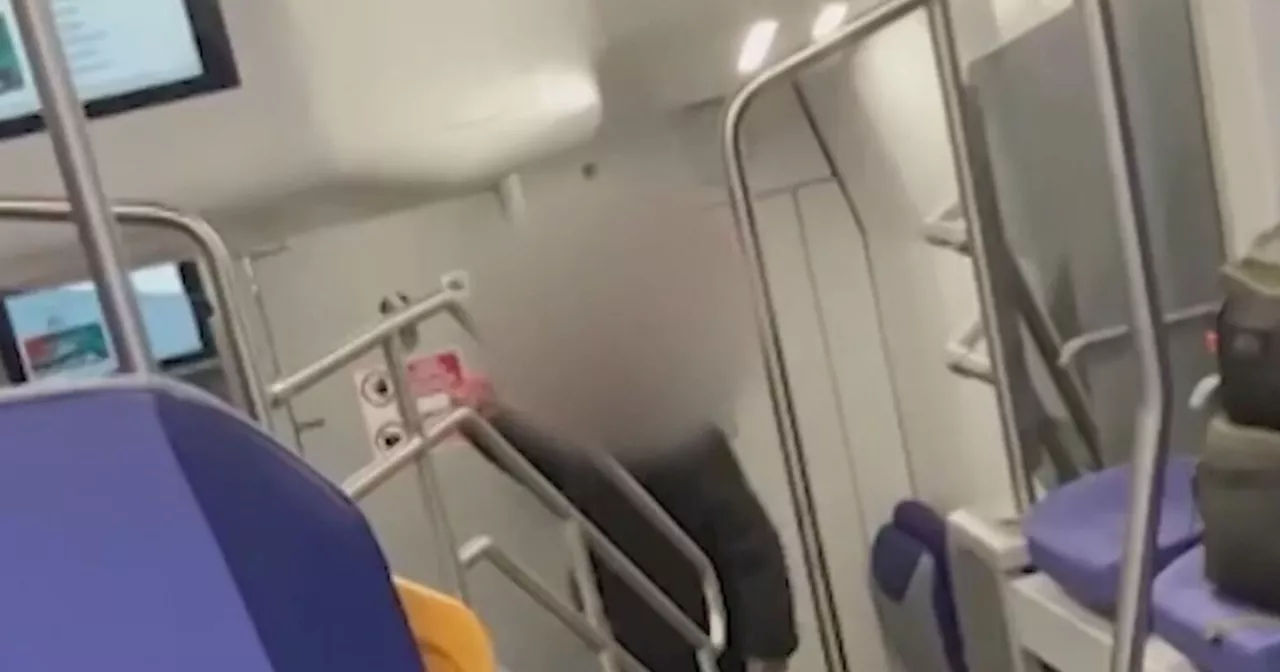 Capotreno Agressio a Treno: Due Ferrovieri Colpiti a Padova