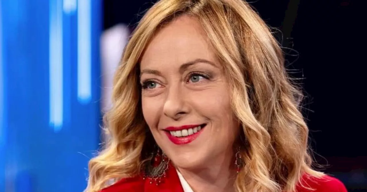 Giorgia Meloni posta il sondaggio che spiana la sinistra: &#034;FdI al 30%, per me significa una cosa sola&#034;