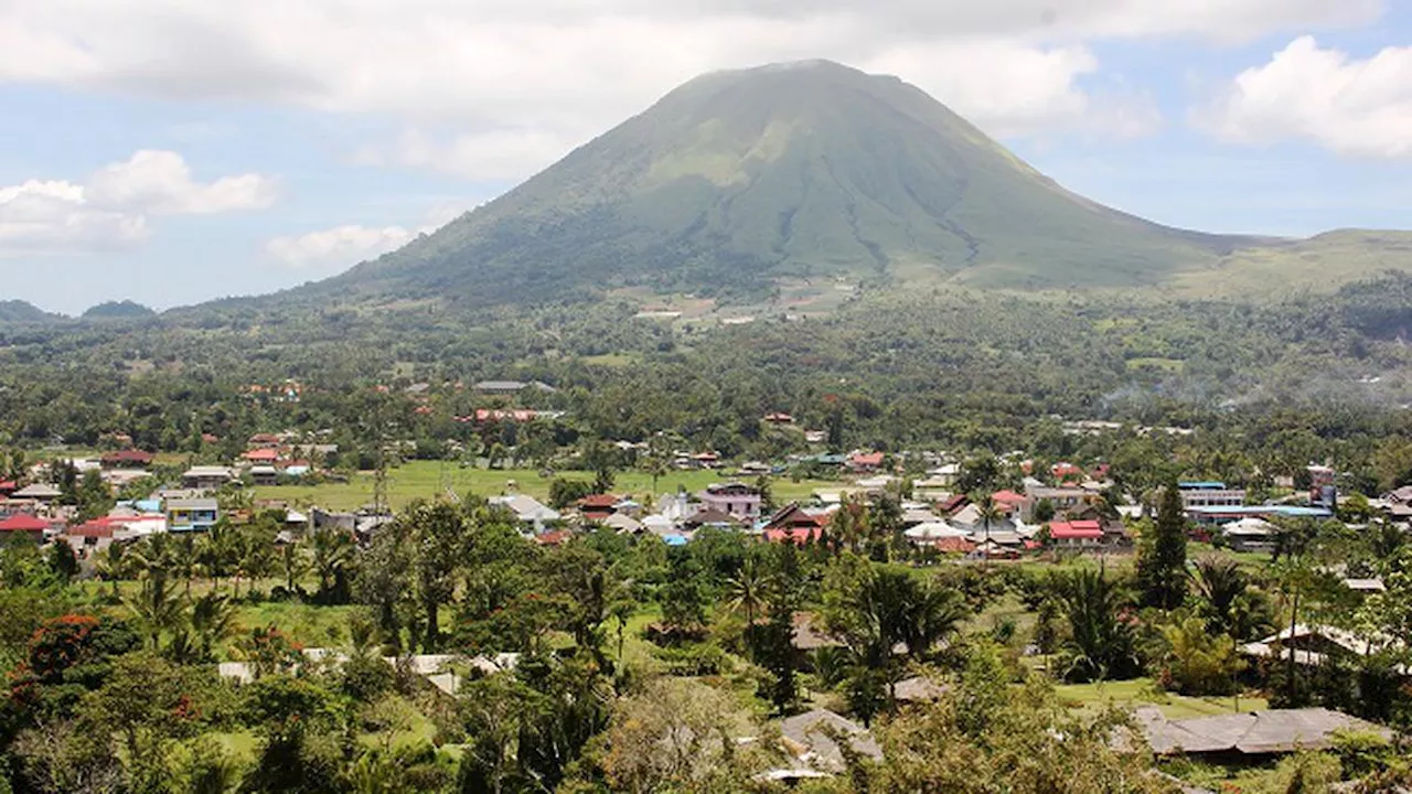 Tingkat Aktivitas Gunung Lokon Diturunkan Menjadi Level II Waspada