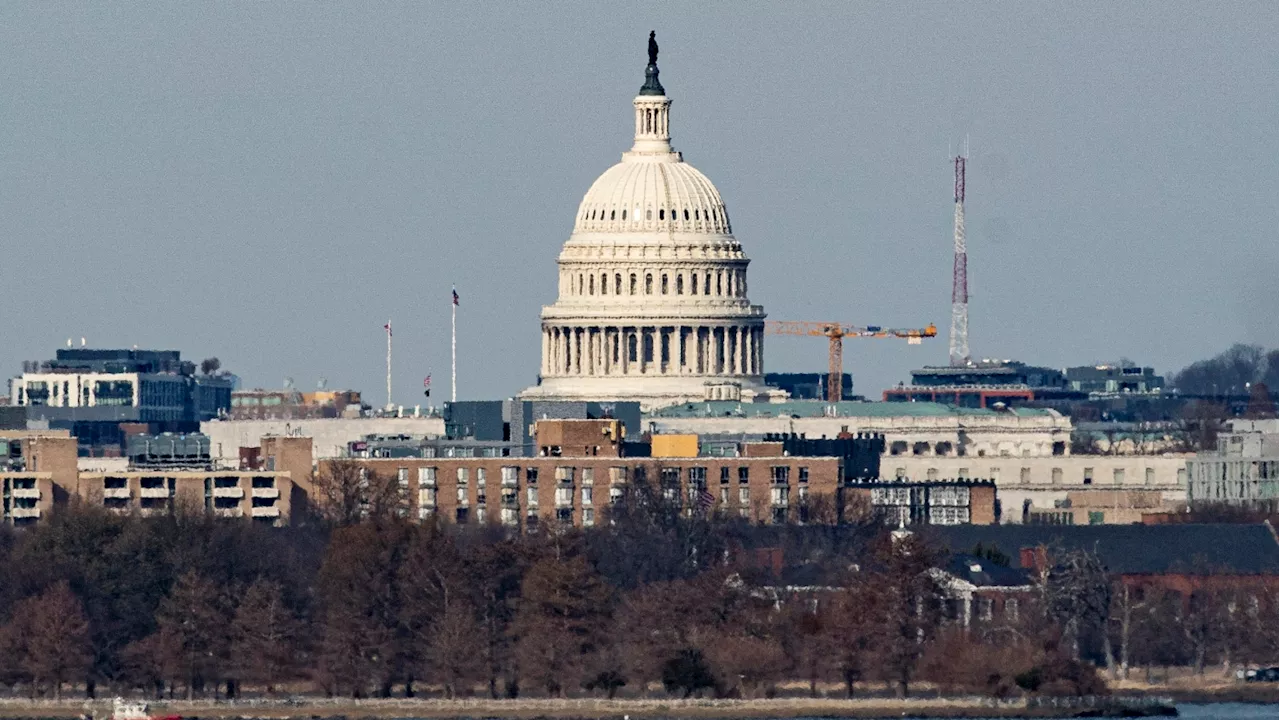 Black Hawk Helicopter Crash Near Washington, D.C.: Investigation Underway