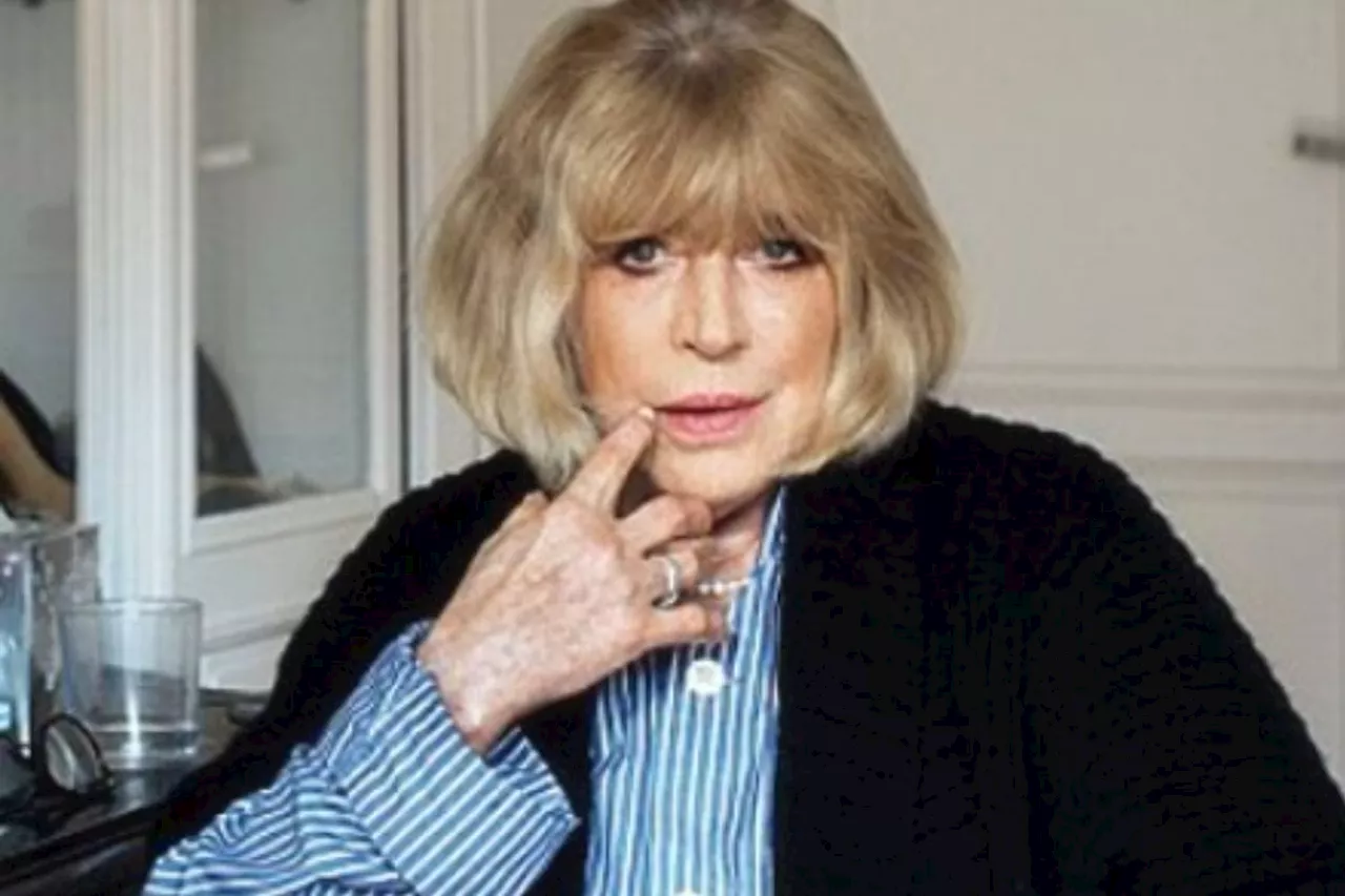 Morre Marianne Faithfull atriz e ex-namorada de Mick Jagger