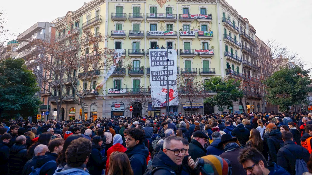 Desalojo en Casa Orsola aplazado tras masiva protesta vecinal