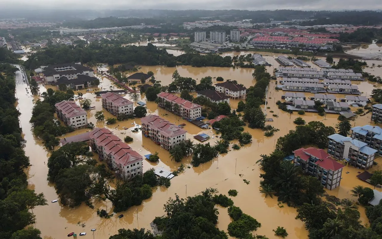 Flood Evacuees Rise in Sabah and Sarawak