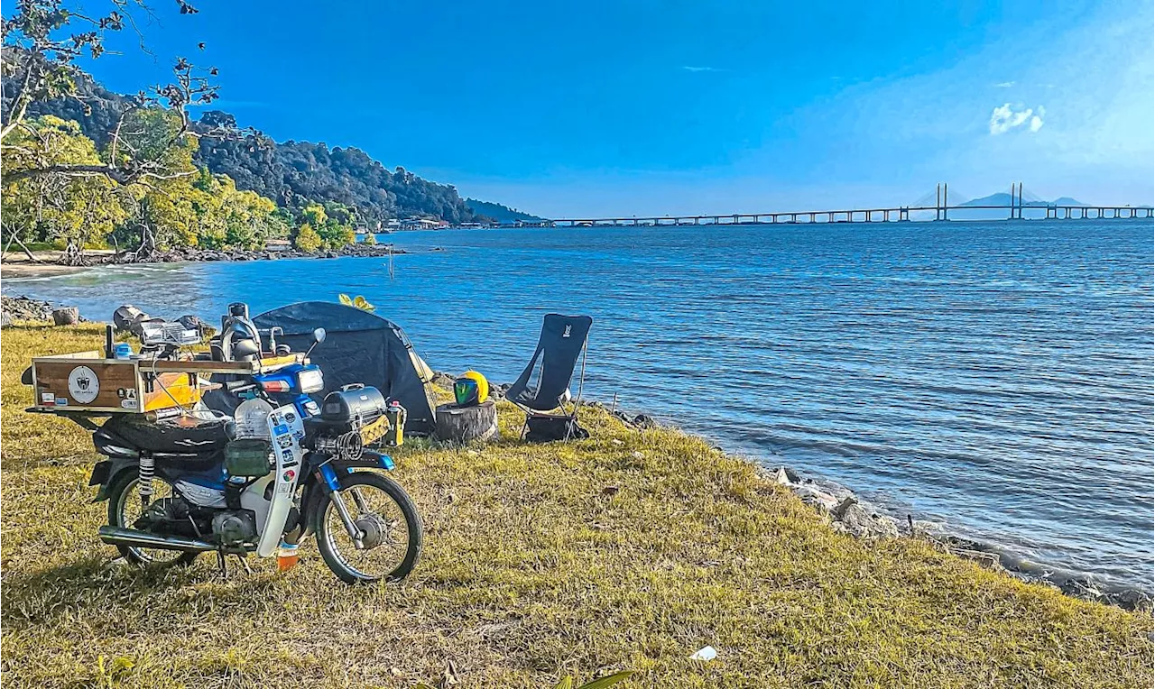 Malaysian barista turns his motorcycle into a cafe and campsite when he travels