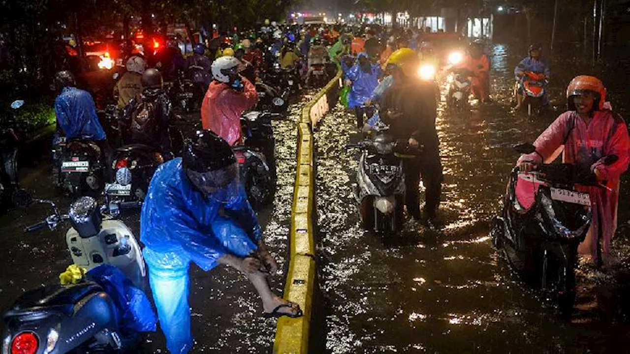 Banjir sampai ke Monas, Ini Data Hujan Penyebab Banjir Jakarta Saat Imlek Lalu