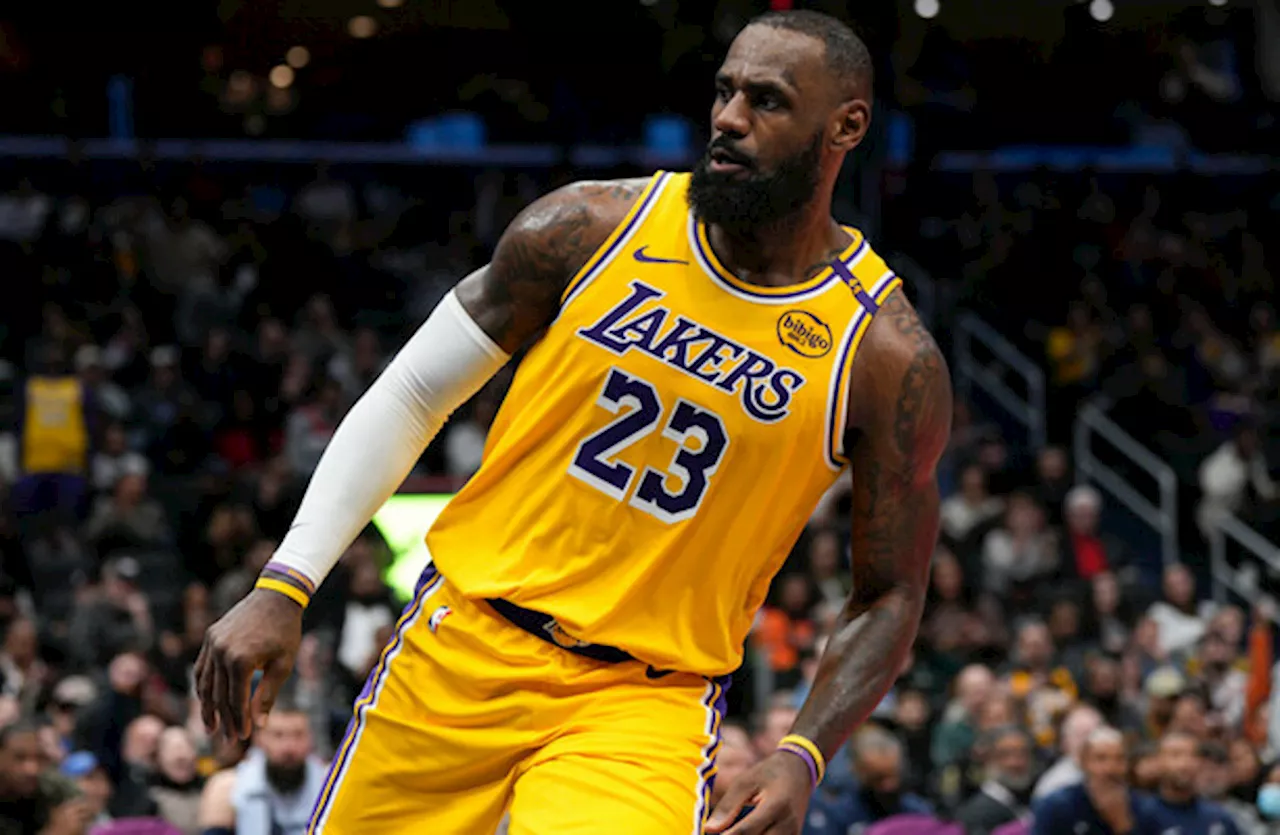 LeBron James Leads Lakers to Comfortable Victory Over Wizards