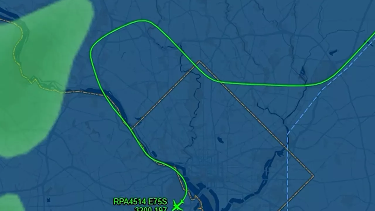 Flight Aborts Landing Due to Helicopter Activity Near Reagan National Airport