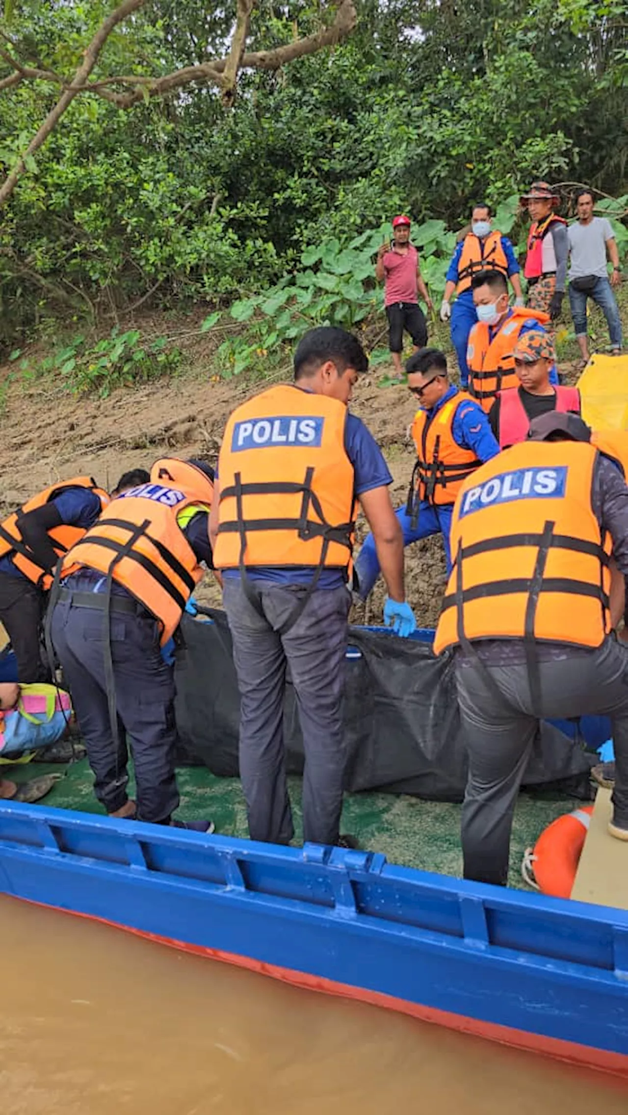 Pemuda jatuh Sungai Kelantan ditemukan lemas