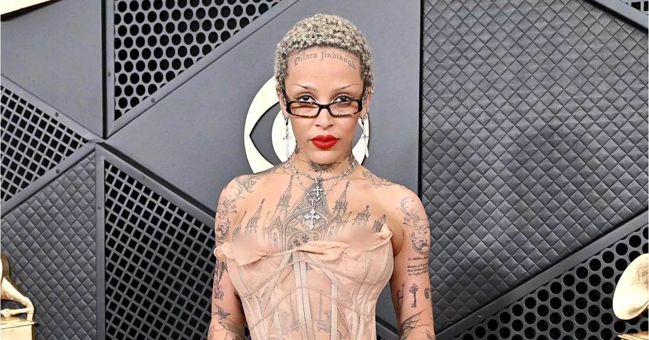 Celebrities at the 64th Grammy Awards: Lady Gaga's Influence, Bold Beauty Looks