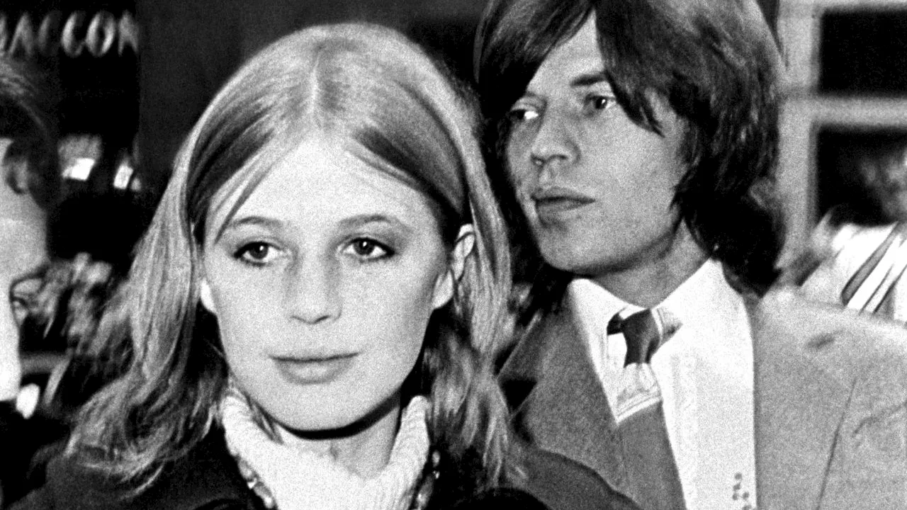 Marianne Faithfull e Mick Jagger: una storia di amore e stile che ha attraversato i decenni