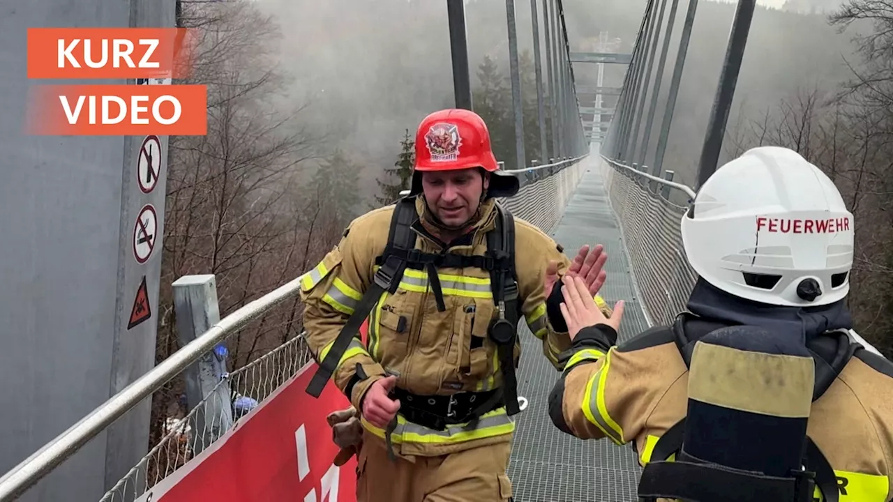 In 61 Minuten zum Weltrekord auf dem Skywalk in Willingen