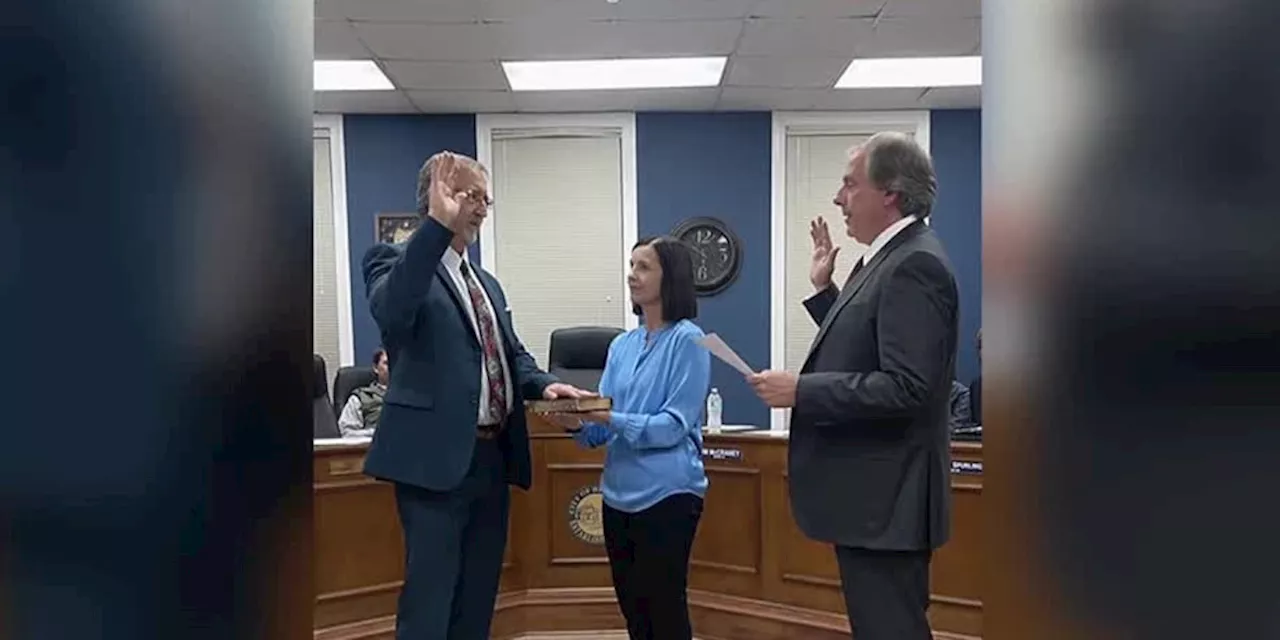 Longtime City Councilman Singleton sworn in as Headland’s mayor