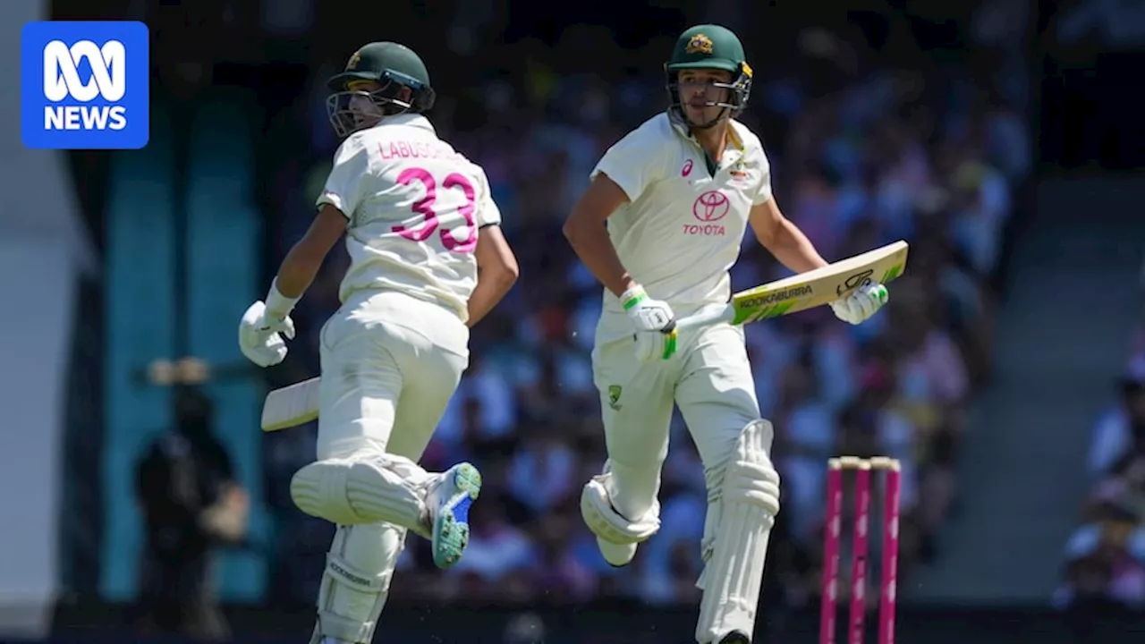 Australia Loses Three Wickets in First Hour of Day 2 in SCG Test