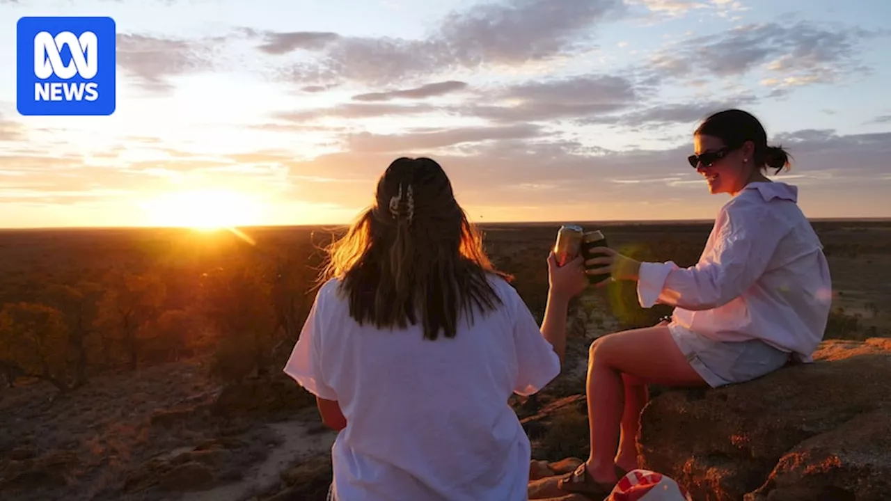 Western Queensland Empties Out as Residents Seek Summer Escapes